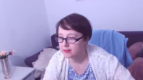 Snapshot of christarose chatting on January 29, 2025, 6:33 am Christa online show from January 29, 2025, 6:33 am