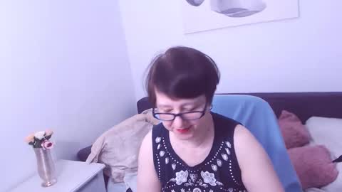 Snapshot of christarose chatting on February 2, 2025, 3:07 pm Christa online show from February 2, 2025, 3:07 pm