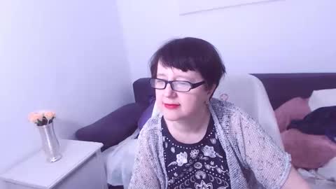 Snapshot of christarose chatting on February 10, 2025, 5:03 am Christa online show from February 10, 2025, 5:03 am