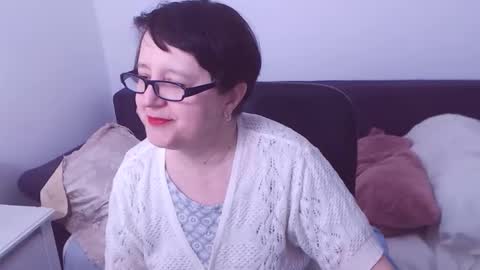 Snapshot of christarose chatting on February 19, 2025, 7:38 pm Christa online show from February 19, 2025, 7:38 pm