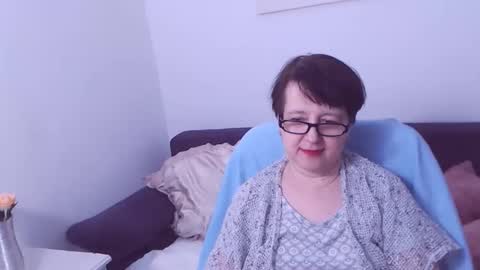 Snapshot of christarose chatting on February 27, 2025, 2:10 am Christa online show from February 27, 2025, 2:10 am