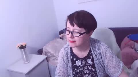 Snapshot of christarose chatting on February 28, 2025, 8:39 pm Christa online show from February 28, 2025, 8:39 pm