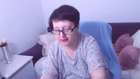 Snapshot of christarose chatting on October 6, 2025, 3:37 am Christa online show from October 6, 2025, 3:37 am