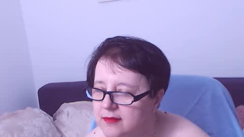 Snapshot of christarose chatting on October 18, 2025, 11:38 pm Christa online show from October 18, 2025, 11:38 pm