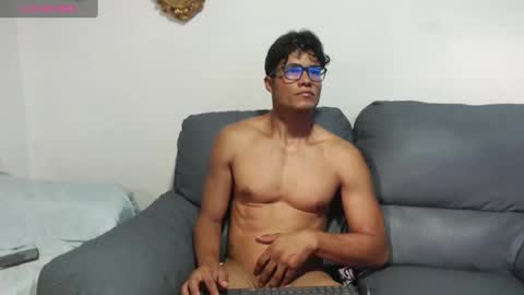 ---Chistian--- online show from October 3, 2025, 7:55 pm