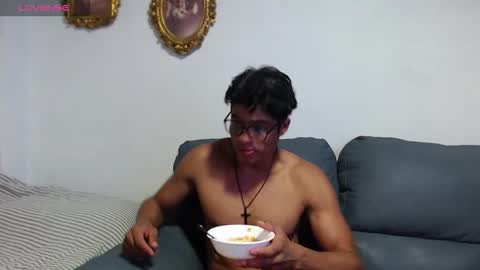 ---Chistian--- online show from October 15, 2025, 6:19 pm