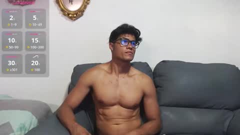 ---Chistian--- online show from October 22, 2025, 2:28 pm