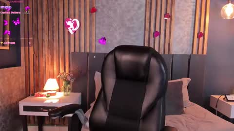 Snapshot of christina_johns chatting on February 23, 2025, 3:08 pm Hi Im Christina. . Dont forget to follow me to have me close to you online show from February 23, 2025, 3:08 pm