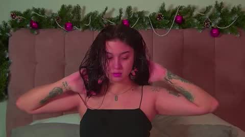 Christina online show from December 4, 2025, 7:00 pm