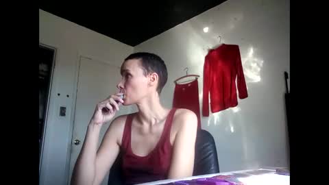 Snapshot of christinasaunters chatting on January 15, 2025, 9:41 pm Christina Saunters online show from January 15, 2025, 9:41 pm