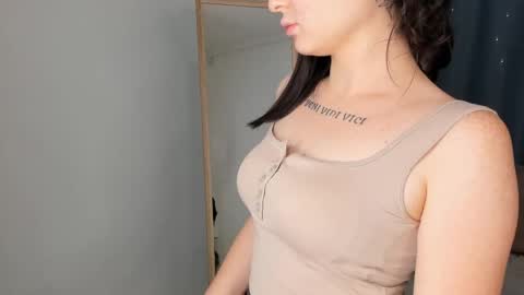 Snapshot of christinlaurie chatting on September 15, 2025, 9:09 am ChristinaChris online show from September 15, 2025, 9:09 am