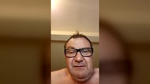 Snapshot of christophe4b chatting on June 16, 2026, 1:36 pm christophe4b online show from June 16, 2026, 1:36 pm