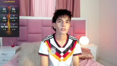 Chris online show from May 18, 2026, 7:52 pm