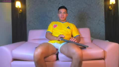 christopherivera online show from July 3, 2026, 6:47 pm