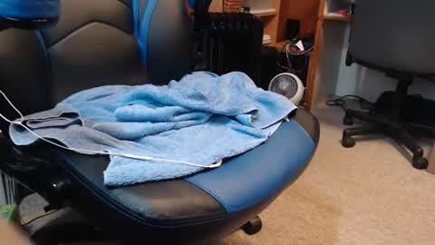 Snapshot of christracey chatting on May 11, 2026, 4:04 pm ChrisTracey online show from May 11, 2026, 4:04 pm