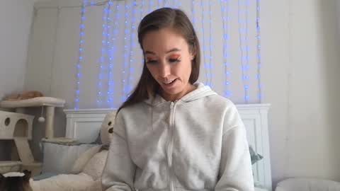 Snapshot of christy_love chatting on January 27, 2025, 8:28 pm Christy Love online show from January 27, 2025, 8:28 pm