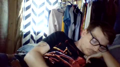 chrisvibess online show from June 29, 2026, 11:54 am