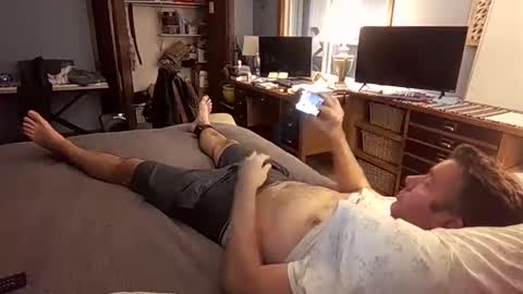 Snapshot of chrisw8121 chatting on November 7, 2025, 7:47 pm chrisw8121 online show from November 7, 2025, 7:47 pm