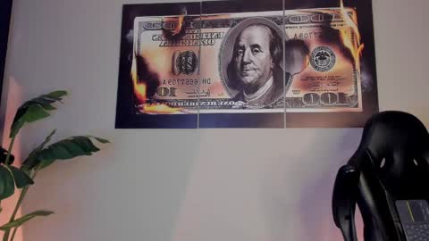 chrizmacgregor online show from March 8, 2026, 2:04 am