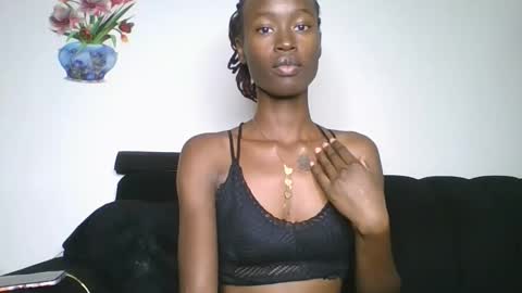 Snapshot of chroe22 chatting on February 1, 2026, 8:29 pm chroe22 online show from February 1, 2026, 8:29 pm