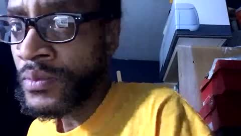 Snapshot of chronicle_of_biddick chatting on February 7, 2025, 10:29 am Vinny.D online show from February 7, 2025, 10:29 am