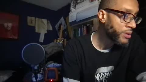 Vinny.D online show from November 23, 2025, 8:58 am