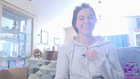 Snapshot of chroniclove chatting on January 9, 2025, 4:49 pm Marley online show from January 9, 2025, 4:49 pm