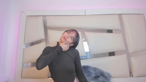 Snapshot of chrystal_jade chatting on February 15, 2025, 1:05 pm instagram chrystaljade.1 online show from February 15, 2025, 1:05 pm