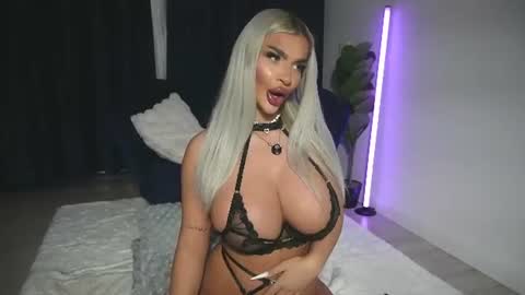 Chrystal online show from July 11, 2026, 6:54 pm