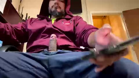 Snapshot of chuglif3 chatting on October 14, 2025, 10:43 pm Alexander online show from October 14, 2025, 10:43 pm