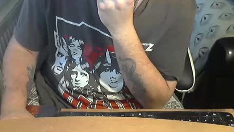 chunkisgreat online show from November 3, 2025, 4:08 pm