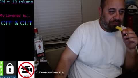 Snapshot of chunkymonkey420 chatting on February 14, 2025, 6:34 am Spencer Smokey Bear online show from February 14, 2025, 6:34 am