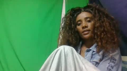 Snapshot of ciciazzhh chatting on May 10, 2026, 3:17 pm ciciazzhh online show from May 10, 2026, 3:17 pm