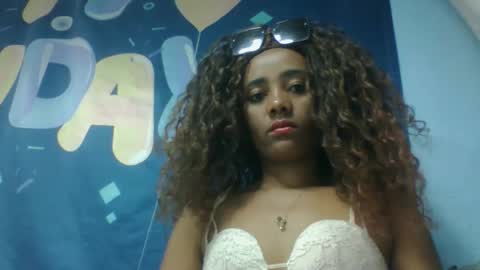 Snapshot of ciciazzhh chatting on June 2, 2026, 8:05 am ciciazzhh online show from June 2, 2026, 8:05 am