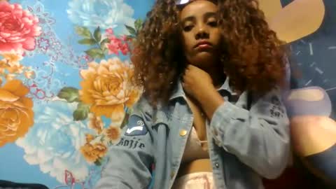 Snapshot of ciciazzhh chatting on June 10, 2026, 10:47 am ciciazzhh online show from June 10, 2026, 10:47 am