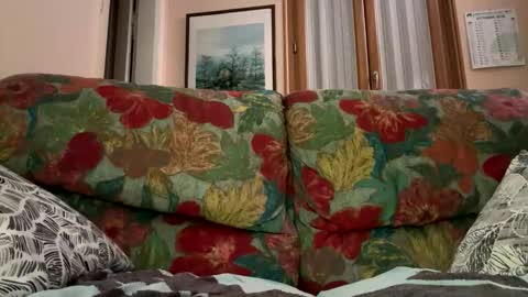 cielom395398 online show from October 9, 2025, 9:46 pm