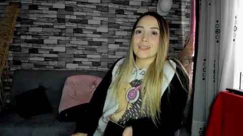 Ciindy Lovers online show from October 23, 2025, 7:56 pm