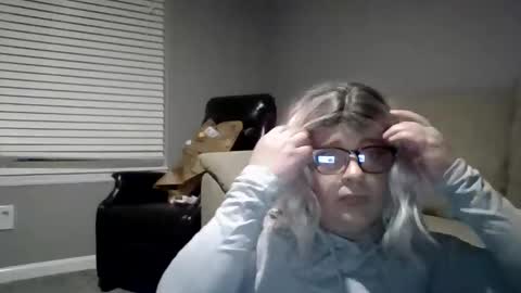 Snapshot of cincinnaticd21 chatting on November 17, 2025, 2:50 am cincinnaticd21 online show from November 17, 2025, 2:50 am