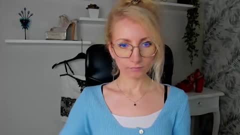 Cinderella online show from March 30, 2026, 5:19 am