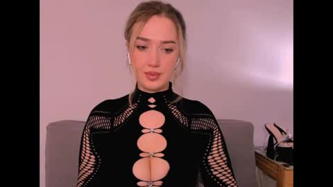 Snapshot of cindyprettywomen chatting on February 26, 2026, 5:12 pm cindyprettywomen online show from February 26, 2026, 5:12 pm