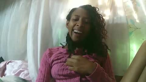 Snapshot of cindyx69q chatting on November 15, 2025, 4:32 am cindyx69q online show from November 15, 2025, 4:32 am