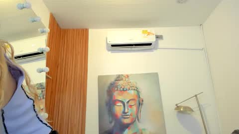 Cintia online show from October 9, 2025, 12:03 pm