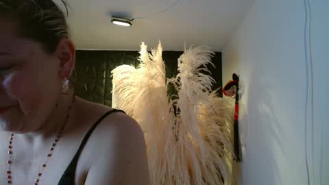 cinthia1609 online show from January 10, 2026, 8:21 pm