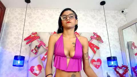 Snapshot of cinthiabaker chatting on September 15, 2025, 12:16 pm cinthiabaker online show from September 15, 2025, 12:16 pm