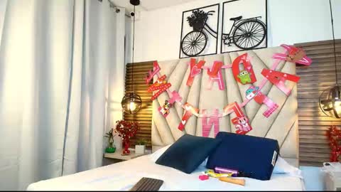 Snapshot of cinthiabaker chatting on September 17, 2025, 11:23 am cinthiabaker online show from September 17, 2025, 11:23 am