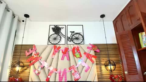 Snapshot of cinthiabaker chatting on September 23, 2025, 12:08 pm cinthiabaker online show from September 23, 2025, 12:08 pm