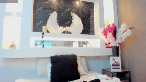 Cinthya  online show from September 12, 2025, 12:27 pm