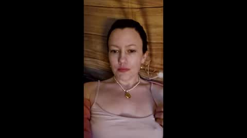 Snapshot of circadouxxx chatting on April 5, 2026, 11:24 pm circadouxxx online show from April 5, 2026, 11:24 pm