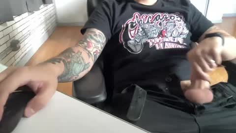 circleofsix online show from September 22, 2025, 5:26 pm