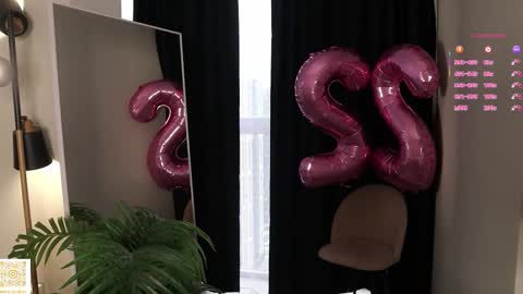 Sandy online show from December 14, 2025, 12:43 pm